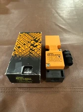 IFM Efector IME 2015 BFBOA 20-250 VAC 15-250 VDC ELECT PROXIMITY SWITCH #JB-G2-3