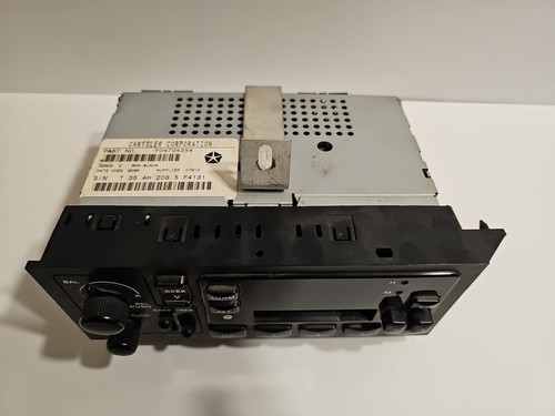 Parts Only Chrysler Corporation Radio Part No. P04704354 Am/FM Cassette - Picture 2 of 4
