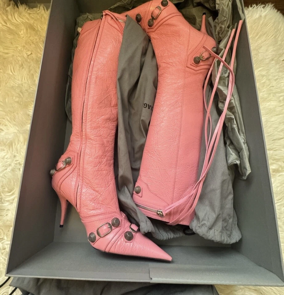 BALENCIAGA Cagole Boot ,size 39.5 - Image 4 of 4