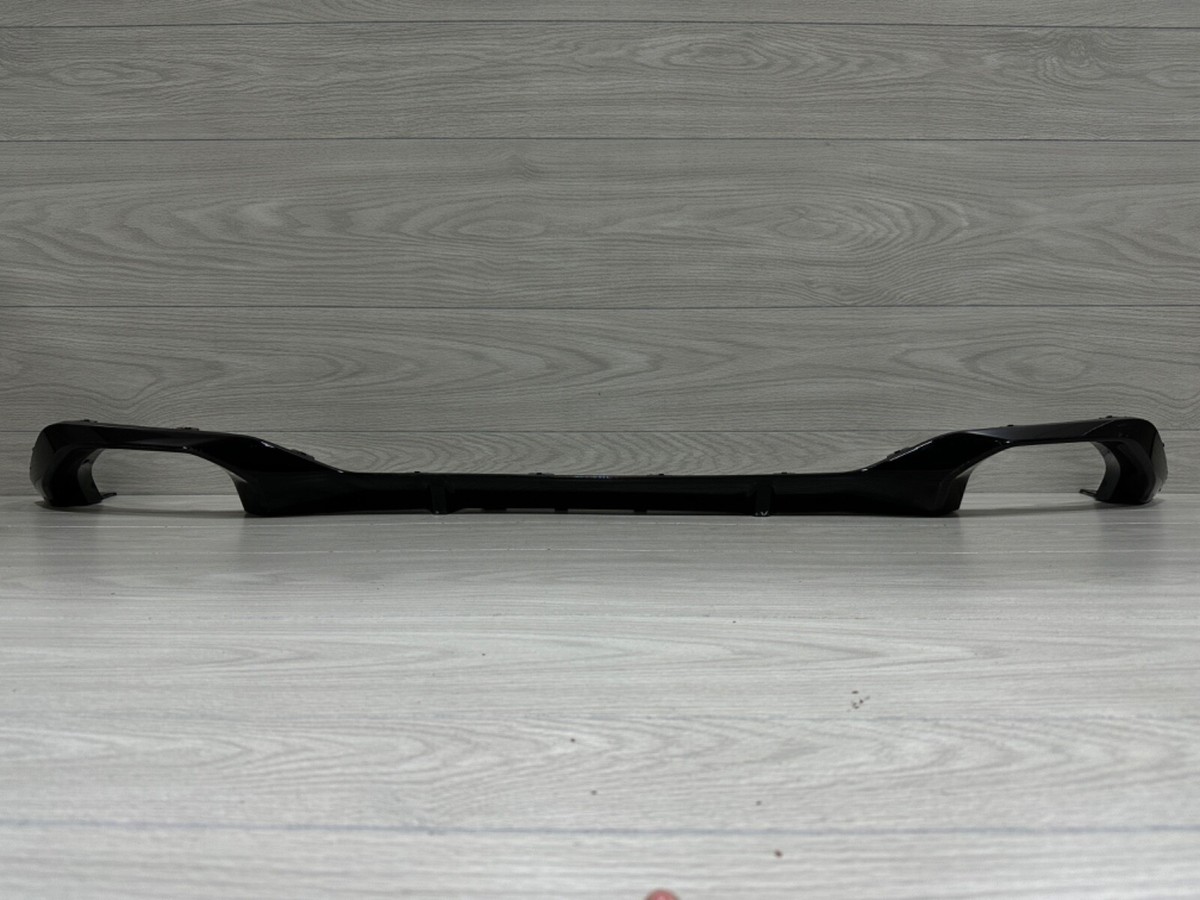 2022 BMW X4 rear bumper lower valance trim / lower diffuser panel