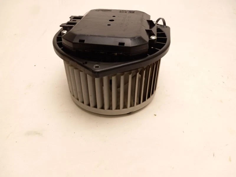 MOTOR SOPLADOR PARA NISSAN PATHFINDER 2009-2019 Foto 2 de 4