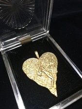 ERTE Heart Pendant Top, Art Deco Elegance and Artistic Expression Gold Good