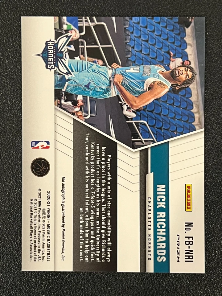 Nick Richards 2020-21 Panini Mosaic Rookie Auto Fast Break Hornets FB-NRI - Image 2 of 2