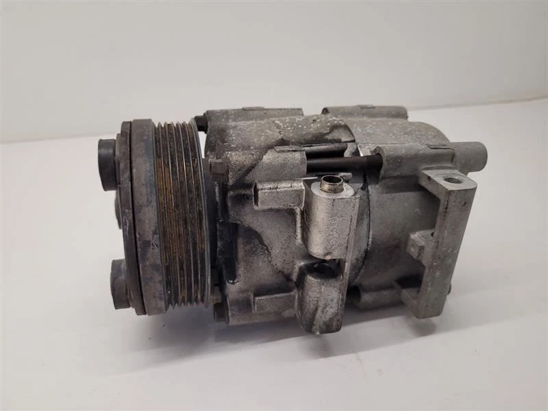 1997-2006 FORD MUSTANG AC Compressor 3V F6LZ19703AA  - Image 2 of 4