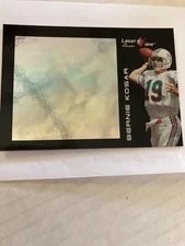 Miami dolphins Bernie Kosar 1996 laser view tv type football card cscan