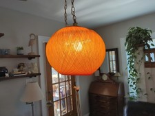 Vintage 1960s Mid Century Spun String Fiberglass Hanging Swag Lamp Light 15"