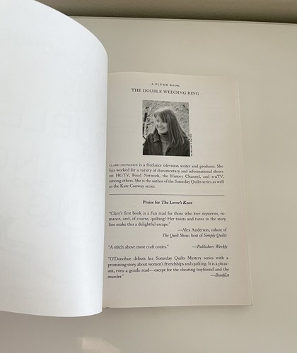 The Double Wedding Ring by Clare O’Donohue Paperback Fiction Mystery Book - Picture 7 of 11