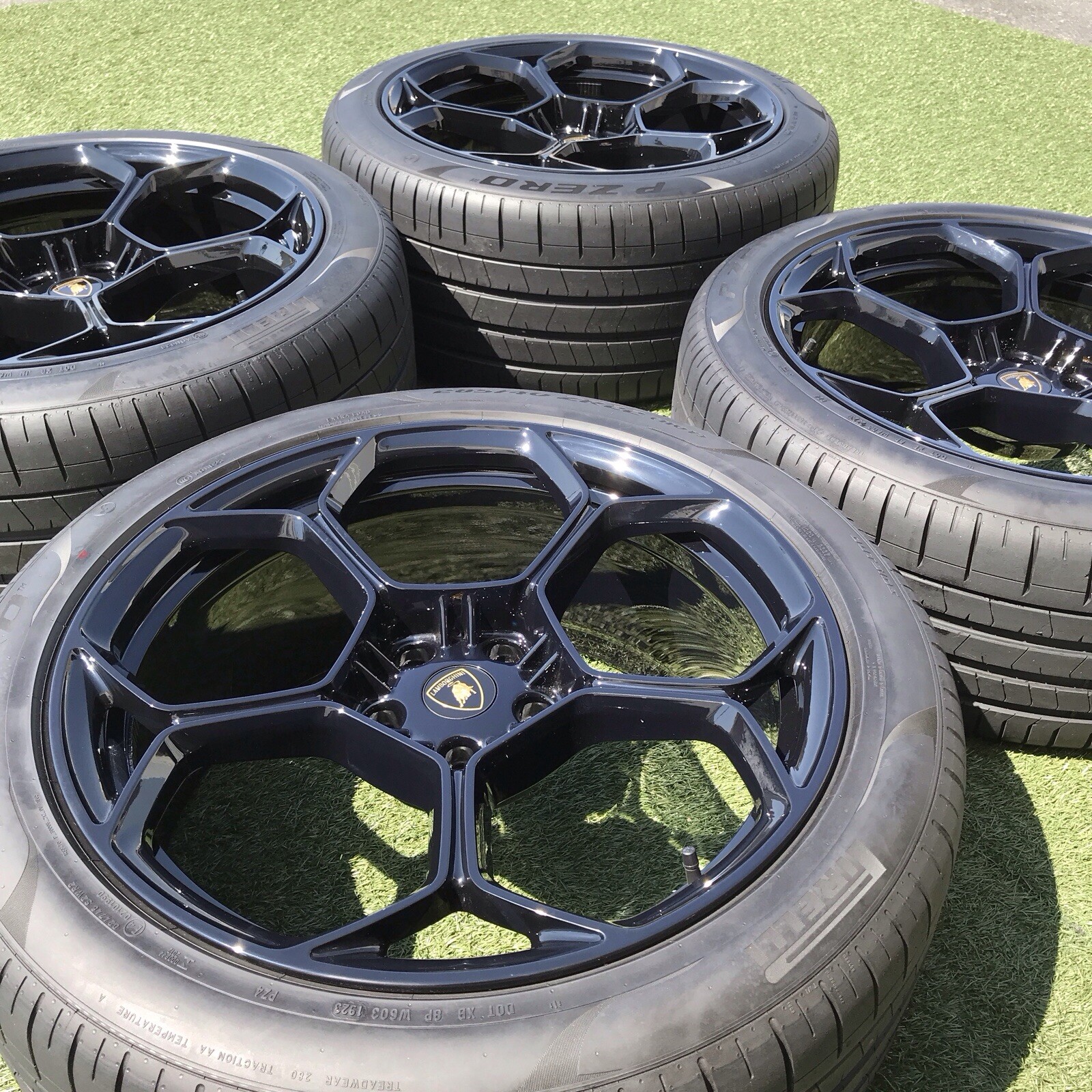 22 LAMBORGHINI PERFORMANTE 2024 RIMS TIRES URUS WHEELS BLACK