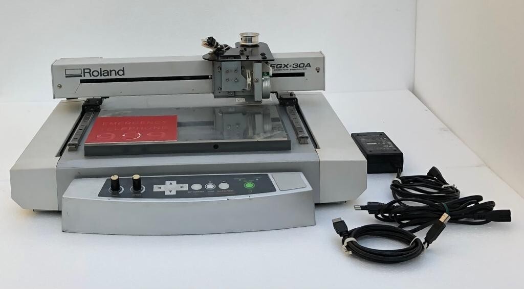 ROLAND EGX30A ENGRAVING MACHINE / DESKTOP ENGRAVER MISSING ENGRAVER