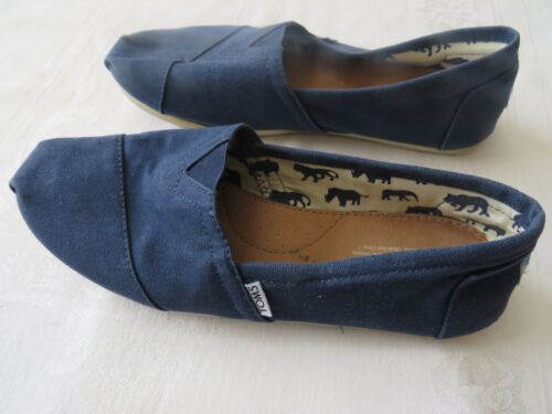 TOMS Shoes Navy Blue Slip-On Size 11 M Canvas Round Toe - Picture 1 of 7