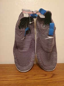 speedo athletic shoes