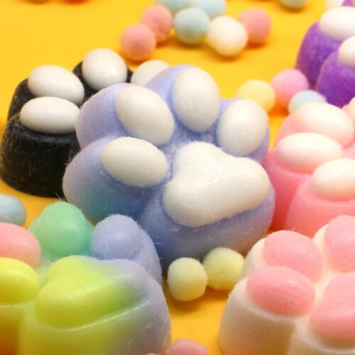 Adorable Cute Cat Paw Squeeze Toy – Slow Rebound Decompression Stress Relief Toy