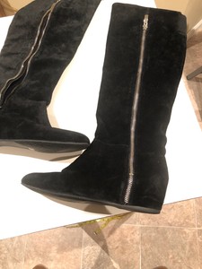 bcbg wedge boots