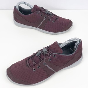 clarks shoes burgundy