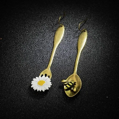 Boucles d'Oreilles Cuillere Abeille Maguerite Original Soirée Mariage EE 1 - Photo 1/4