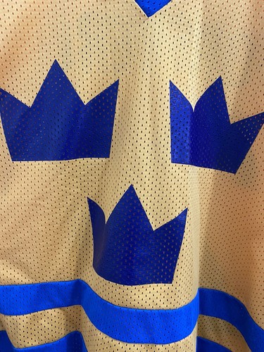 Camiseta deportiva de hockey vintage Forsberg Suecia 2XL azul amarillo tejida AK #27 - Imagen 3 de 7