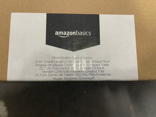 AmazonBasics Manija de Tirador de Gabinete Moderna Corta, 6.38 "Longitud (5" Agujero Centro) - Imagen 3 de 11