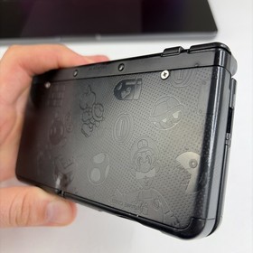 New Nintendo 3DS Mario Edition Black Friday Edition US Model W Charger