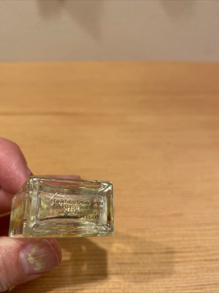 L’Occitane En Provence Verveine Eau de Toilette .33oz 10 ml Miniatura Sin Caja Foto 4 de 4