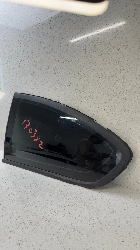 2005 2006 2007 2008 2009 2010 Scion SCION TC cuarto izquierdo cristal/ventana Foto 3 de 4