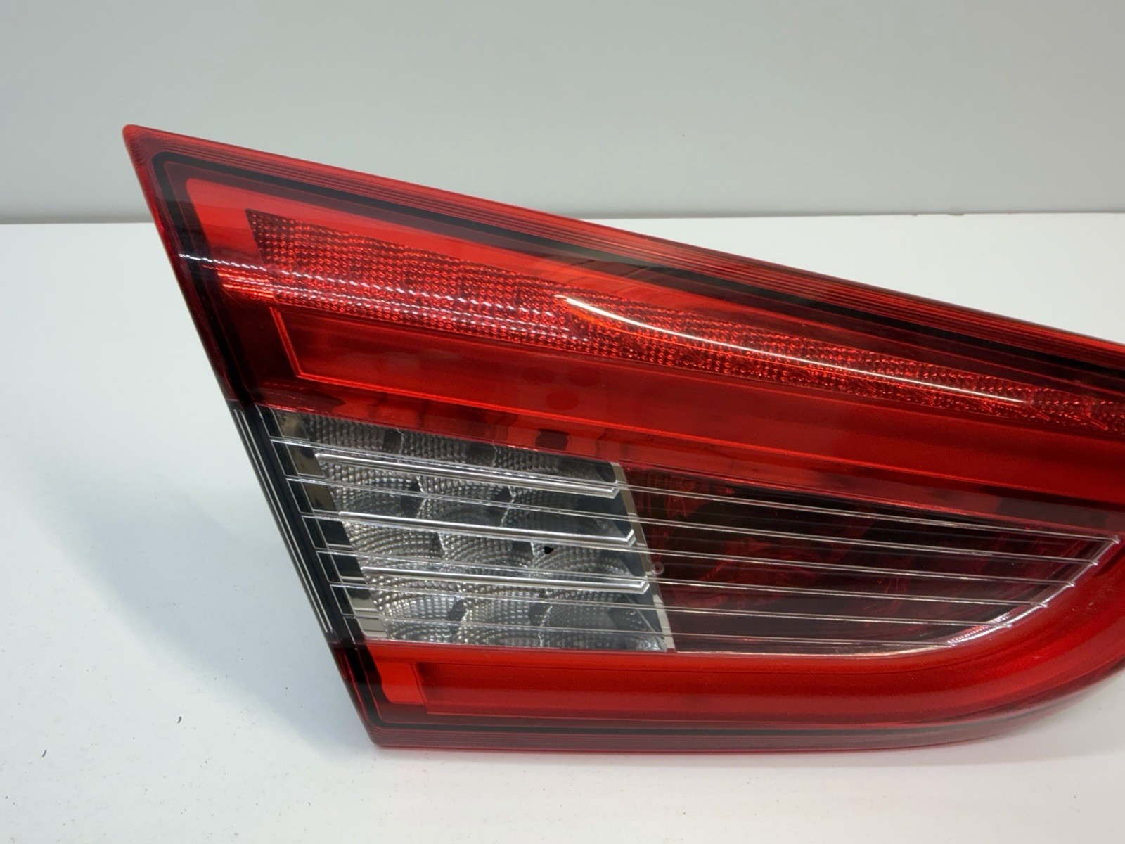 2014-2021 MASERATI GHIBLI M157 REAR LEFT INNER TRUNK LID TAIL LIGHT LAMP OEM