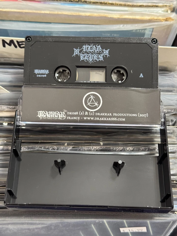 Vlad Tepes Lot Two NEW Cassettes Morte Lune/An Ode to Ruin Drakkar Foto 3 de 3