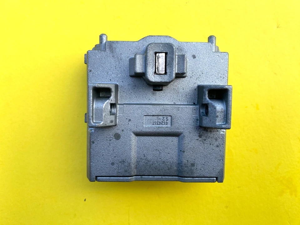 GENUINO 2013-2016 CADILLAC CTS COLUMNA DE DIRECCIÓN MÓDULO DE BLOQUEO DE VOLANTE OEM 23484342 Foto 3 de 4