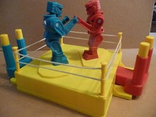 Mattel Games Rock 'Em Sock 'Em Robots Boxing Game
