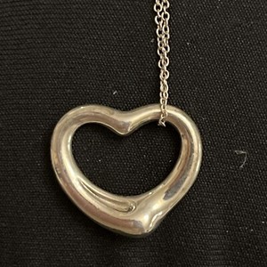 Tiffany & Co Elsa Peretti Sterling Silver Open Heart Pendant Necklace 16” Chain