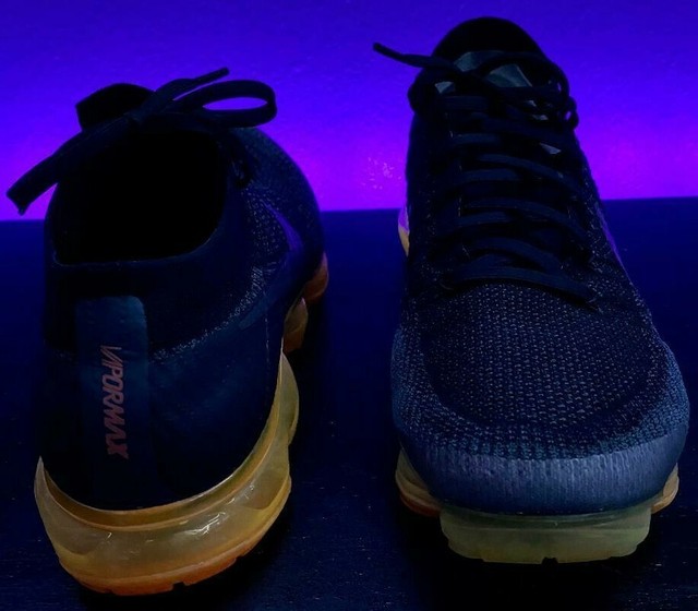 nike vapormax black orange