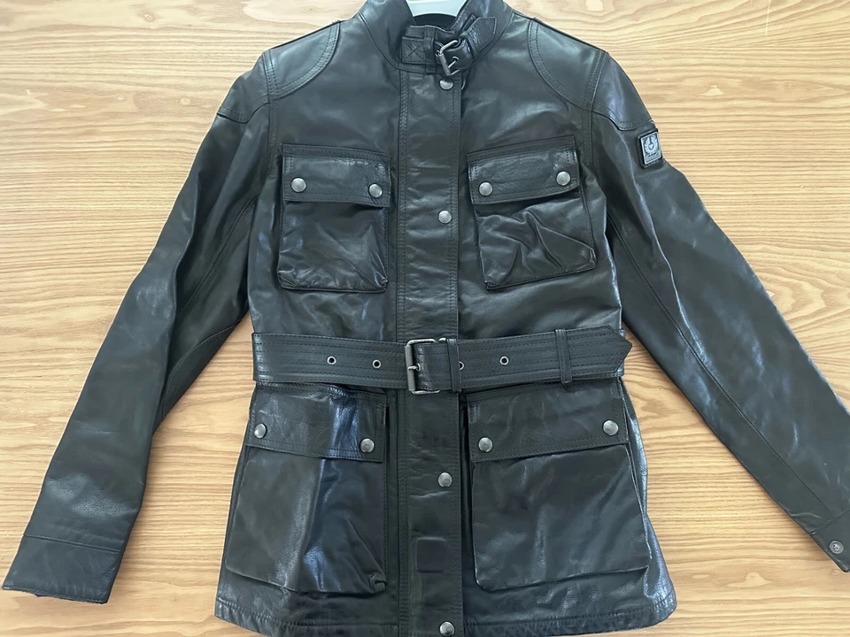 NUEVA Chaqueta Belstaff Cuero Trialmaster Panther US 2 / UK 4 / IT 36 - Precio de venta sugerido por el fabricante $1,200+ Foto 4 de 4
