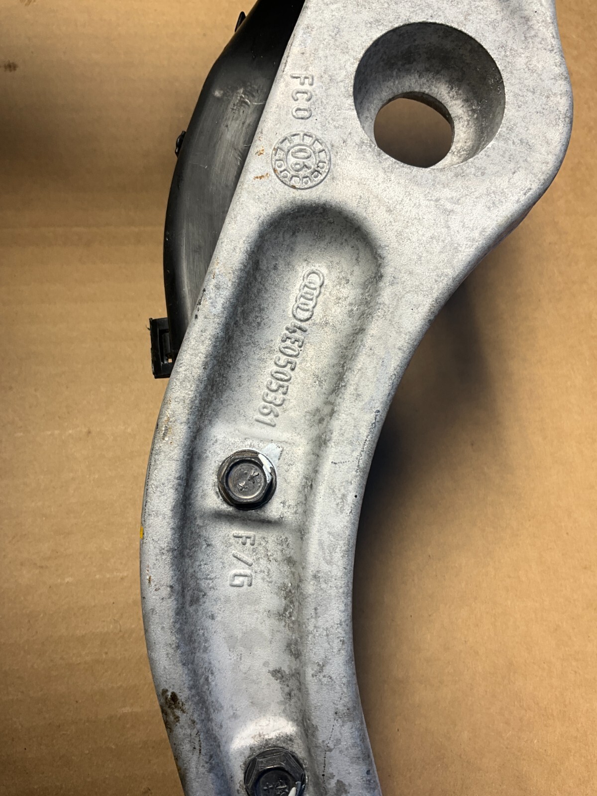 2006 - 2010 BENTLEY CONTINENTAL GTC REAR LEFT UPPER CONTROL ARM  OEM