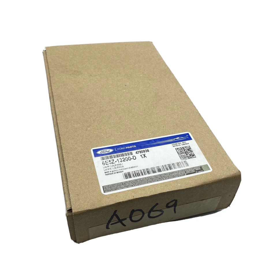 Ford Fusion Mercury Milan 2006-2009 LH lámpara de estacionamiento lado del conductor luz ámbar OEM Foto 2 de 4