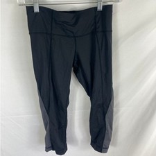 Athleta Black Grey Cropped Athletic Leggings Size XS