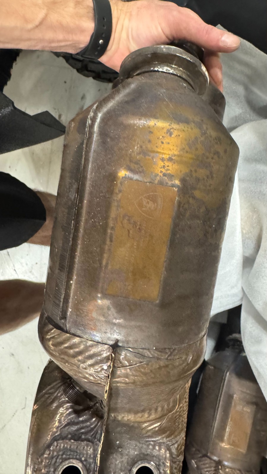 Lamborghini Aventador S - OE Genuine 3PC - Muffler, Tips and CATS included 