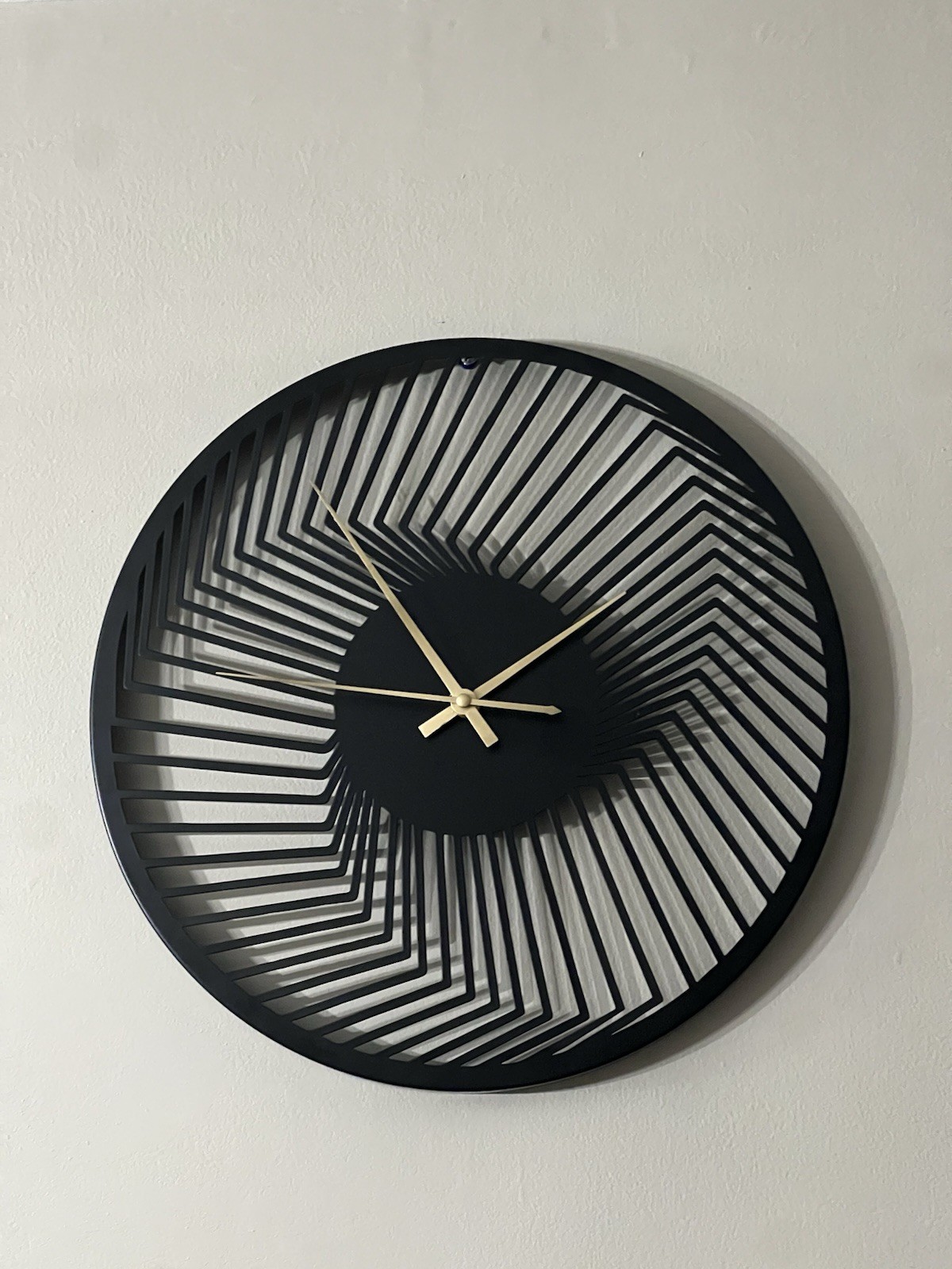 Modern Black Abstract Style Silent Wall Clock 40 cm/16 Inches Diameter