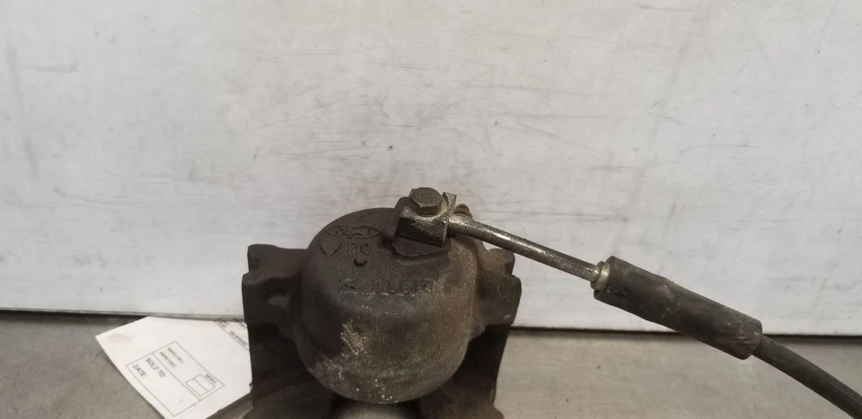 PINZA FRENO DELANTERO IZQUIERDO FORD RANGER 92 Foto 3 de 4