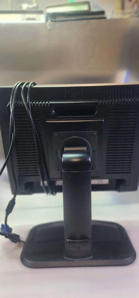 HP 19" LCD TFT Monitor L1955 HSTND - 2B01 1280x1024 4:3! Tested. - Image 3 of 4