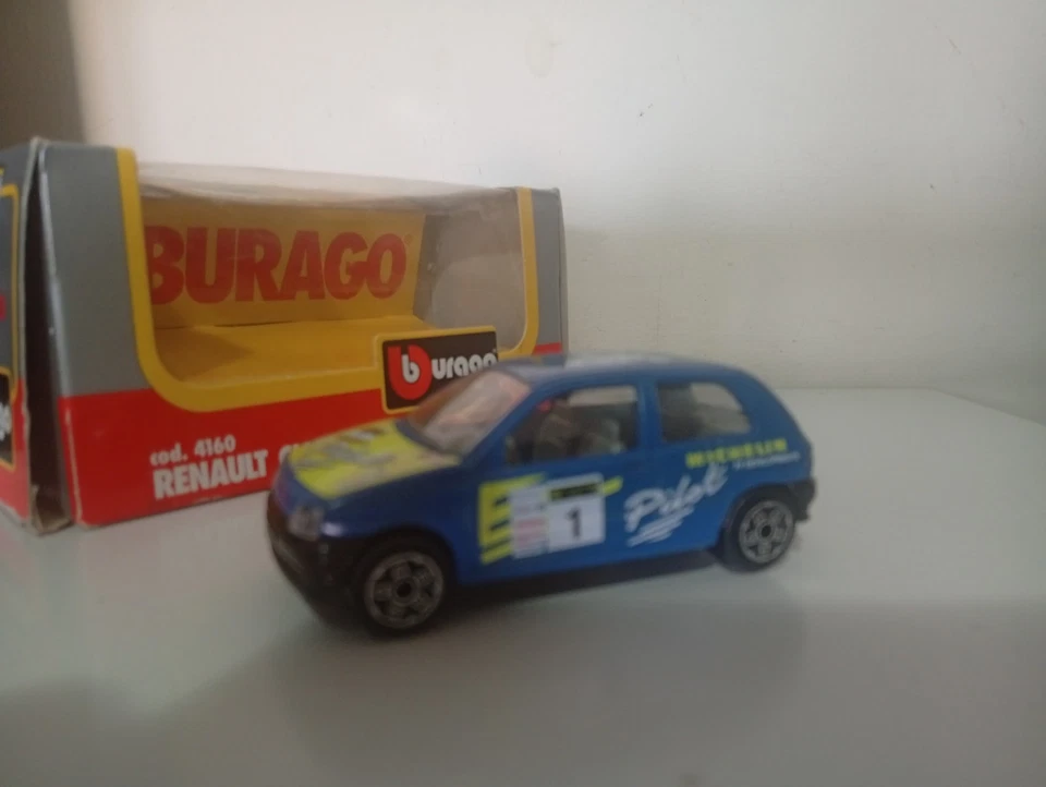 Renault Clio Burago 1 43 - Immagine 4 di 4