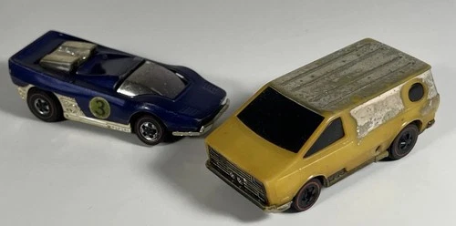 Hot Wheels Redline Sizzlers Lot Of 2 Straight Scoop Vantom As Is Not Tested