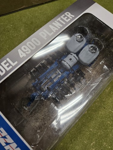 1/64 KINZE MODEL 4900 PLANTER SPECCAST / ERTL/ FARM TOY - Picture 5 of 6