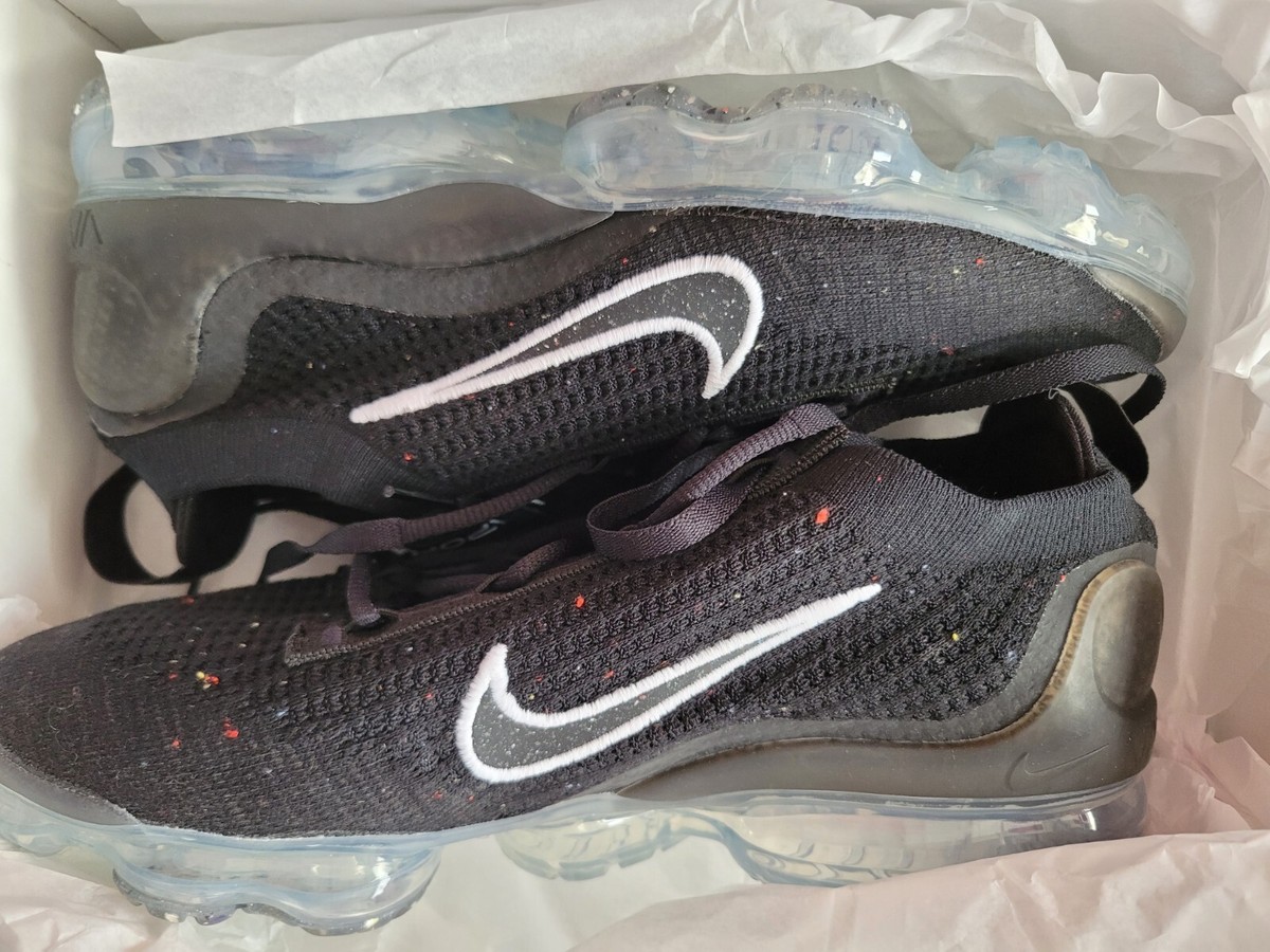 nike air vapormax 2021 fk white black metallic silver