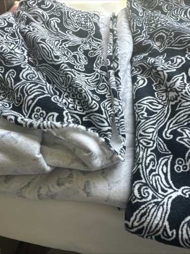 4 Yards Of Stretchy Terry Fabric - Picture 3 of 3