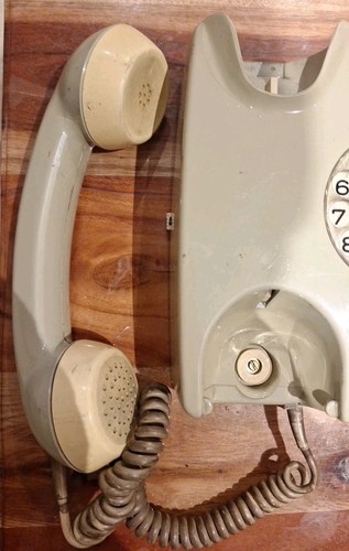 Vintage Oktober 1979 Alt telefon mit wählscheibe - Afbeelding 2 van 5