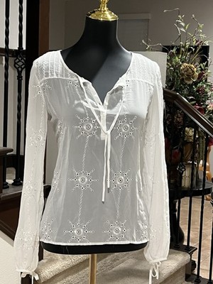 GUESS Women's S White  Lace Blouse Embroidered Long Sleeve Size