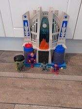 imaginext superman hall of justice playset with light+ 4 figures