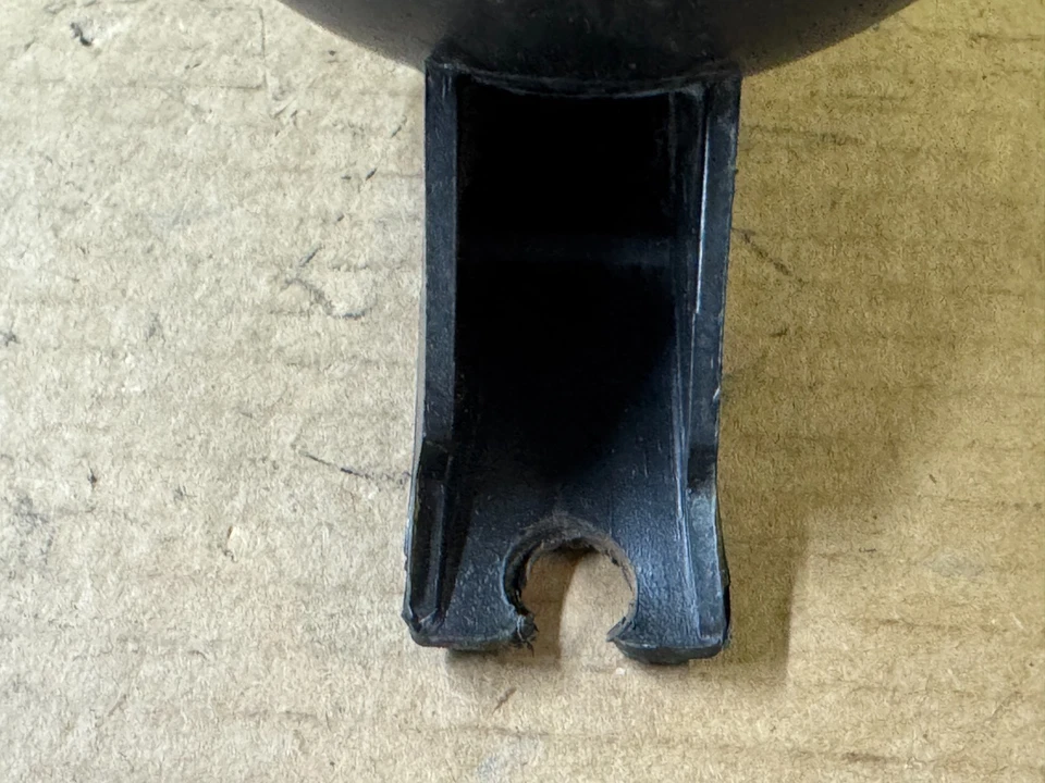 Válvula de retención 87-93 Ford Mustang bola de vacío depósito emisiones OE GT LX Foto 2 de 3