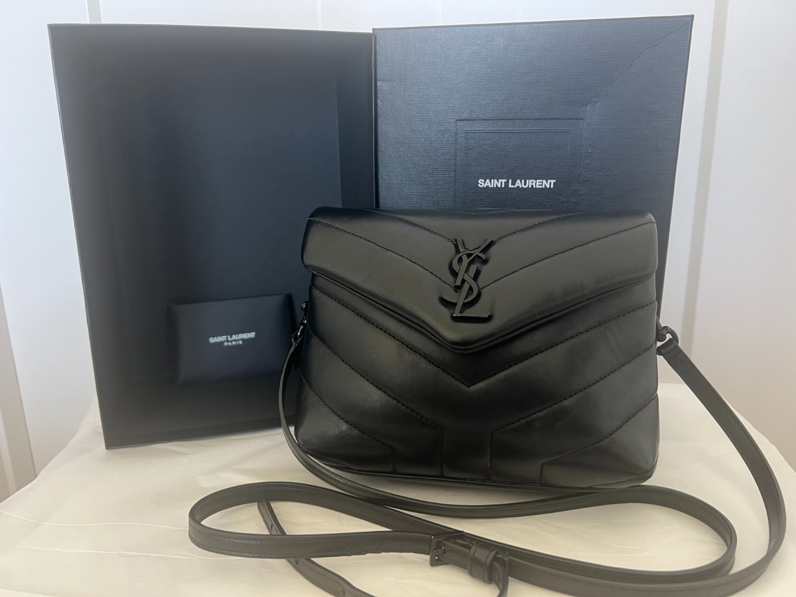 Saint Laurent Toy Loulou Crossbody Bag – Black Y Leather with Gunmetal Logo