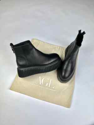 AGL Attilio Giusti Leombruni platform classic ankle boots