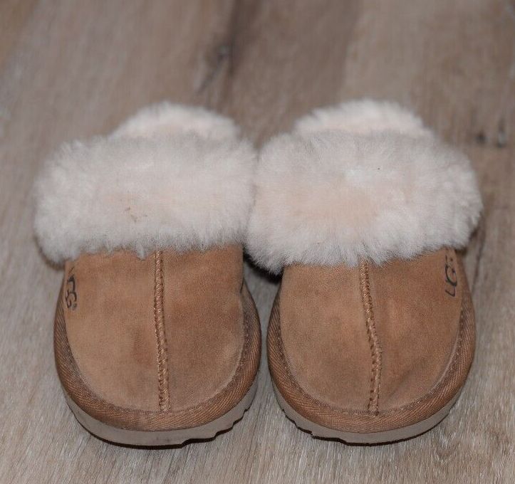 New UGG Kids Tan Cozy II Shearling-Trimmed Slippers Size 10
